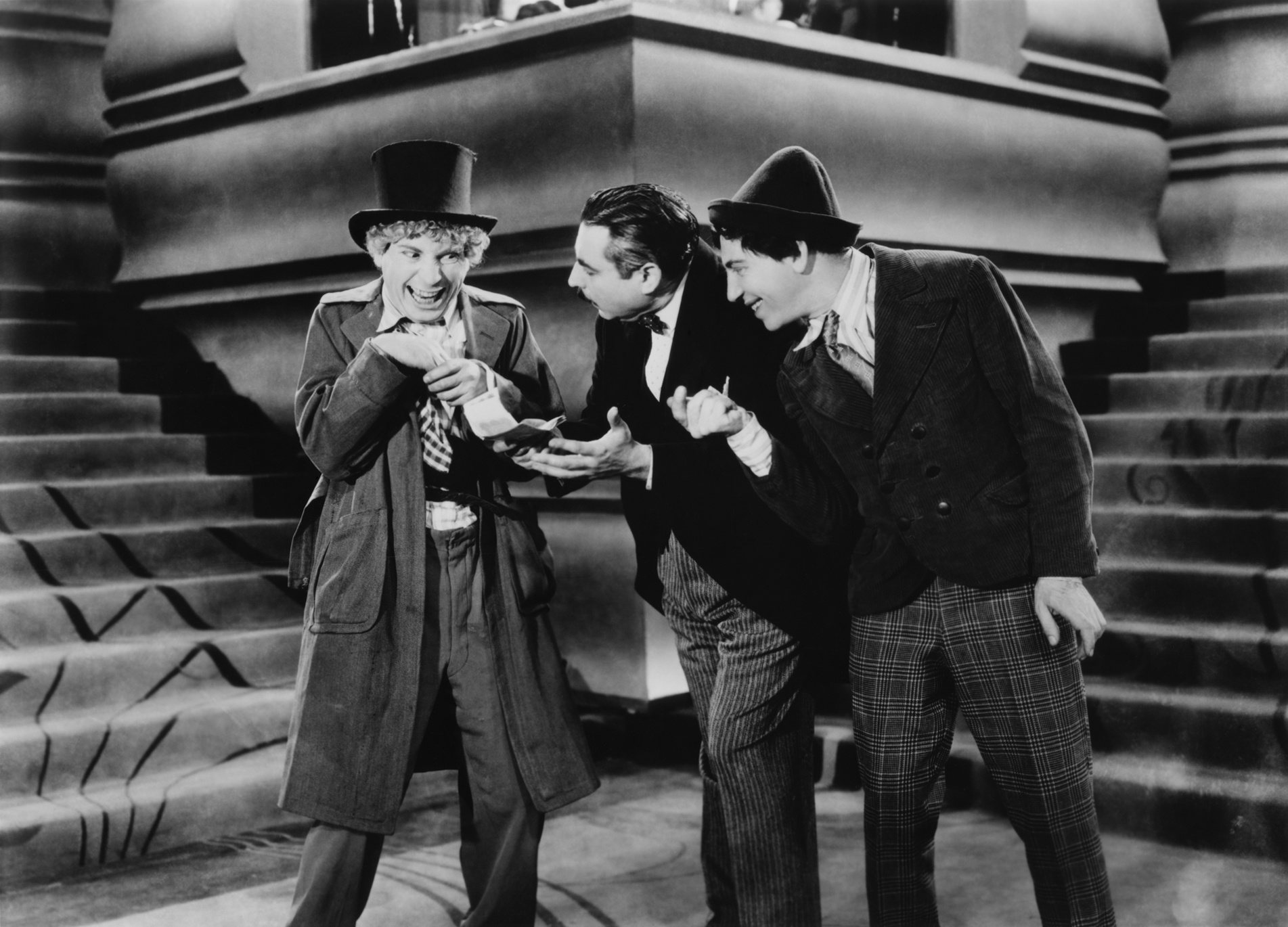 Marx-Brothers-Animal-Crackers_03