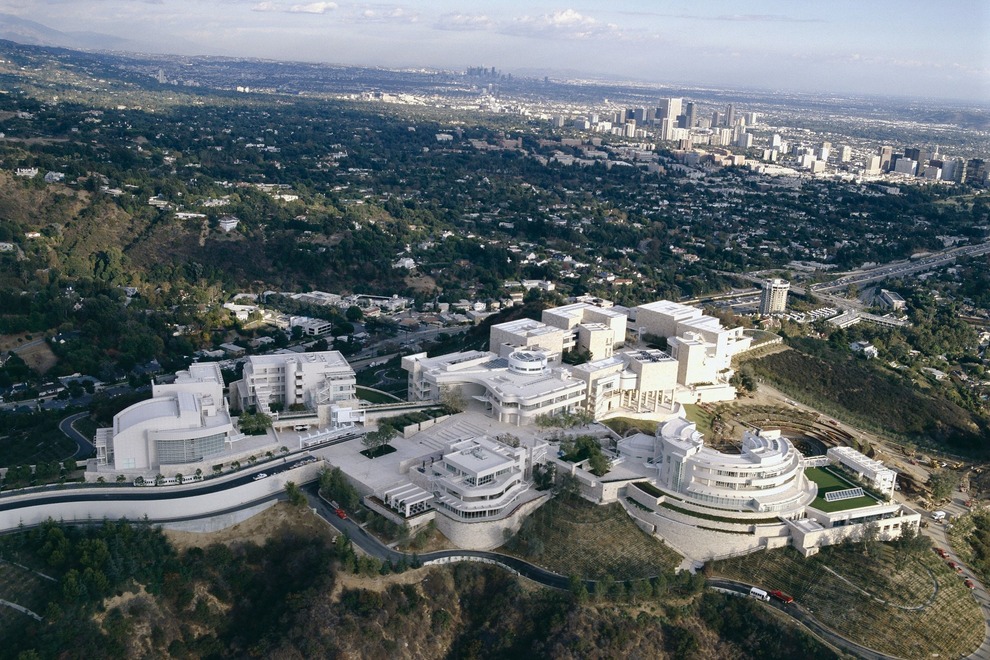 Getty-Center-Aerial-view_54_990x660